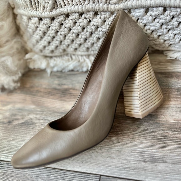 Mercedes Castillo leather pump comfortable heels, shoes - Picture 4 of 13